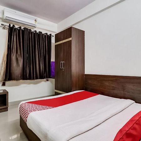 Oyo 81895 Nr Homes Bengaluru Kültér fotó