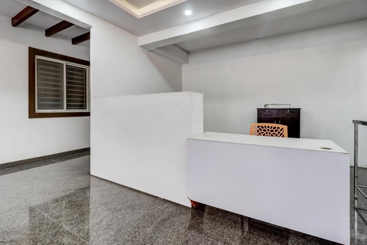 Oyo 81895 Nr Homes Bengaluru Kültér fotó